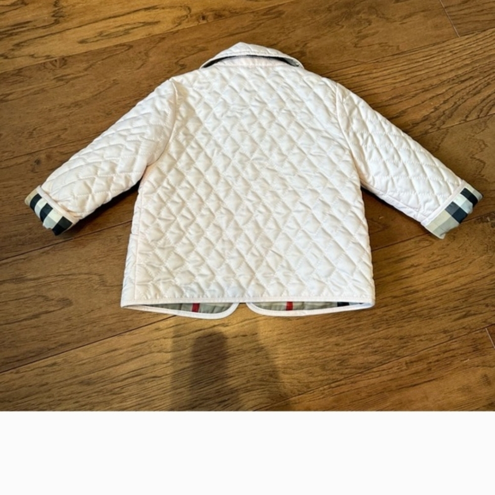 Burberry infant girls Check-Lined Quilted Jacket, Ice Pink, 6 Months - Picture 5 of 6
